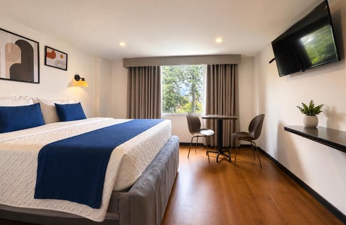 Quinta Paredes Hotel | Hotel Embajada 44