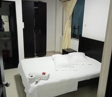 Chaparral Apartment | Hotel Fontana