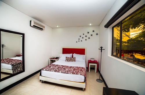 Zona Rosa Hotel | Hotel Merlott Lleras