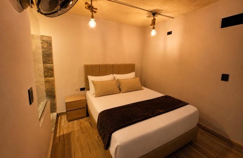 Villa Nueva Hotel | Hotel Metropol Blue