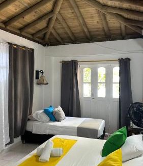 Capurgana Hotel | Hotel Miramar Capurganá Casa de playa