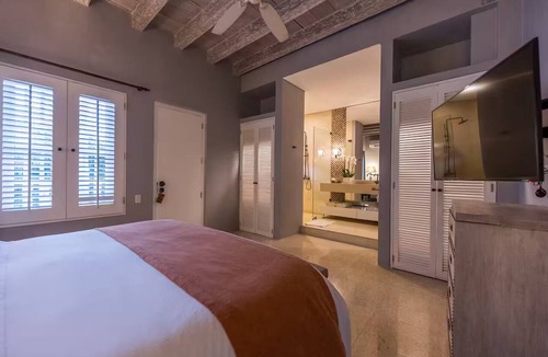 Bocagrande Apartment | HOTEL NOI 1860: LUXURY HOUSE CARTAGENA DE INDIAS - King bed
