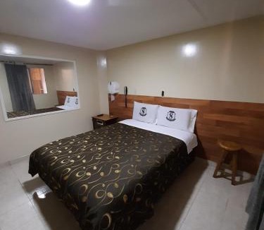 Santa Fe Hotel | Hotel Nuevo Siboney