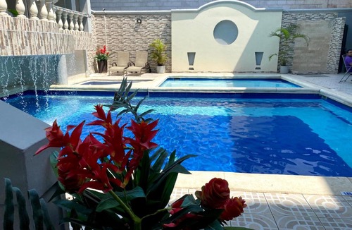 El Prado Hotel | Hotel Puerta de Oro
