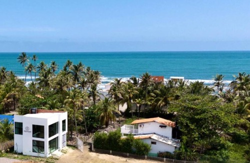 San Bernardo del Viento House | House 4 in Jardín del Mar, just a few steps from the quiet beach
