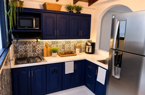 Zona Rosa Apartment | House santorini town