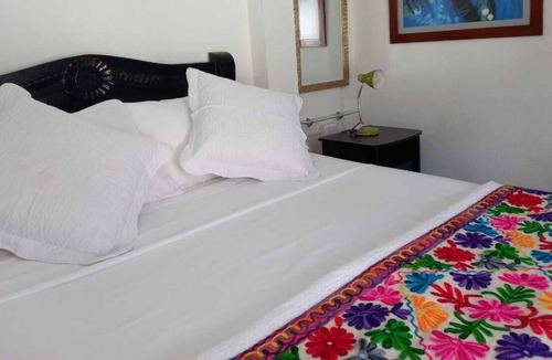 Cartagena Walled City Cabin | Hpt-sc1 Hotel Room In Getsemani With Pool, Breakfast And Wifi