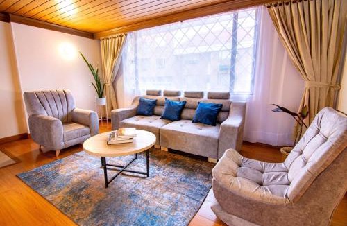 Suba House | Huge Colonial House with Chimney, Luxury in the most exclusive town in Bogotá