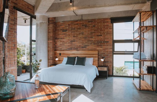 Laureles Apartment | Industrial Chic Loft in Front of Unicentro Mall