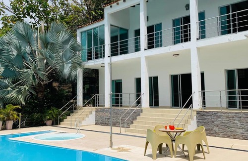 Prado House | Isla Privada al interior de Colombia en Prado Tolima