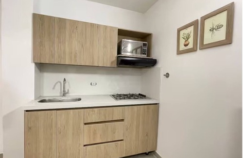 San Javier Apartment | La 70|Arkadia Shopping Mall|10 min Laureles