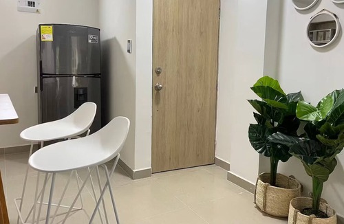 San Javier Apartment | La 70|Arkadia Shopping Mall|10 min Laureles