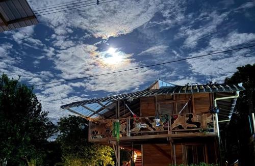 Nuqui Cabin | La Bamba