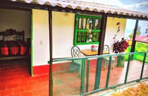 Sutamarchan Cottage | La Riverita Ranch Charming Double Room with Mountain Views
