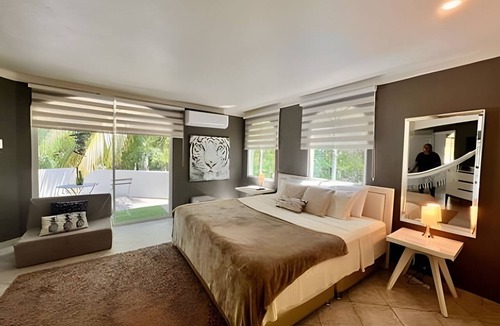 Urb Plenomar Condo | Lagomar House: Private Pool, BBQ & Beach