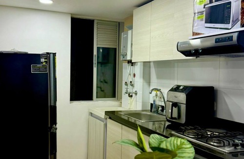 Cali Apartment | Le Parc 40 - Views, Style, and Location