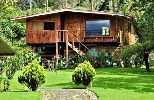Purace Bed & Breakfast | Leguaro refugio de colibríes