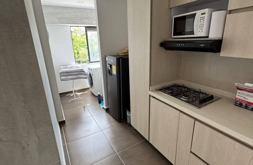 Pereira Apartment | lEPl Comfy Apt, Tv,Parking,Washer,Good Location