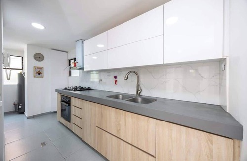 Los Naranjos Apartment | lEPl Spacious 3 bd Apt in El Poblado w/Parking