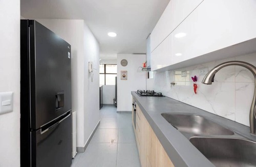 Los Naranjos Apartment | lEPl Spacious 3 bd Apt in El Poblado w/Parking