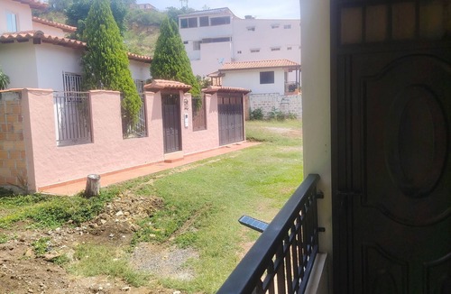 Pinchote House | ¿Listo para vivir la adrenalina de San Gil y recargar energías?