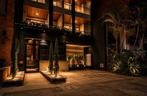 Laureles Apartment | Loft in Laureles - AC fast WiFi & private balcony