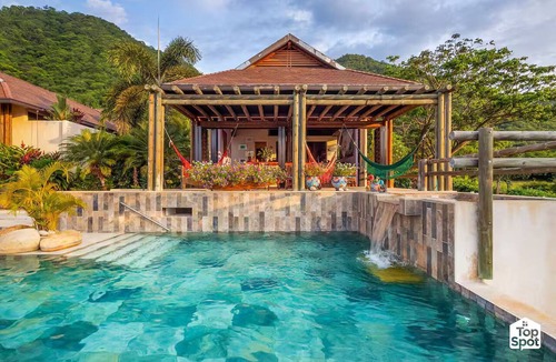 Girardot Villa | Lujoso TopSpot® en Reserva Ecológica Privada