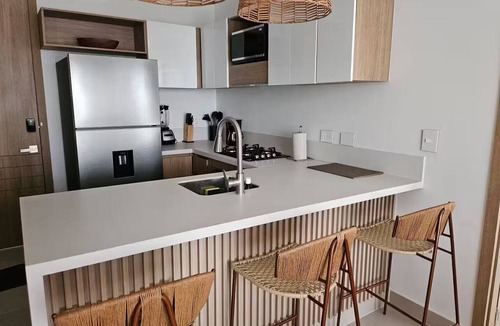 Crespo Condo | Luxurious Baia Kristal/2 Bed/Large Balcony/Kayak