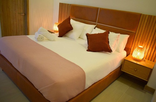 Zona Norte House | Luxury 2-Bedroom Oceanfront Apartment