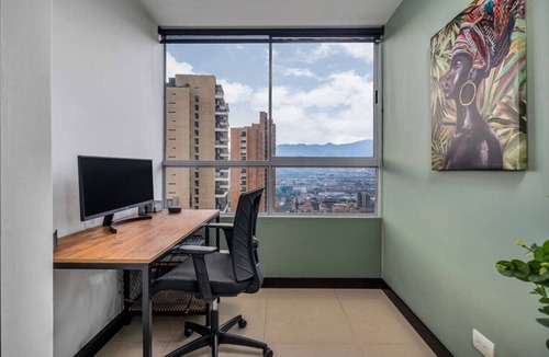 Lalinde Apartment | Luxury 2BR Apt near Provenza