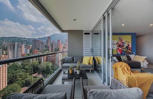 La Florida Apartment | Luxury Apartment with Panoramic Views in Provenza