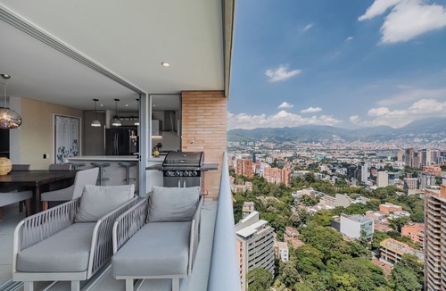 La Florida Apartment | Luxury Apartment with Panoramic Views in Provenza