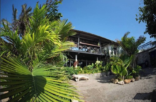 Puerto Colombia House | Luxury Beachfront House Steps from the Sea