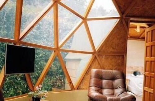 Villa de Leyva Ski Chalet | Luxury glamping with Wi-Fi and a hot tub in Boyacá