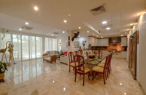 Zona Norte House | LUXURY HOME, NEAR THE BEACH