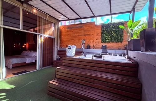 Lalinde Apartment | Luxury mirror Provenza