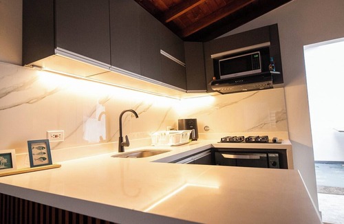 Guayabal Apartment | Luxury New Apartment | 7 min to El Poblado | Fast WiFi