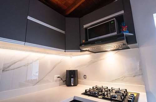 Guayabal Apartment | Luxury New Apartment | 7 min to El Poblado | Fast WiFi