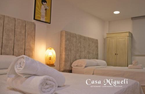Cartagena Walled City Villa | Luxury Oasis in Getsemaní House with Jacuzzi