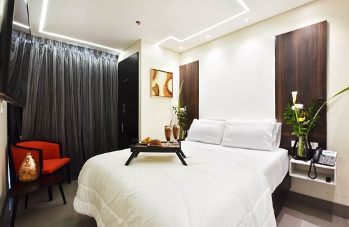La Florida Hotel | Luxury Single Room with Window