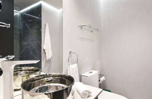La Florida Hotel | Luxury Single Room with Window