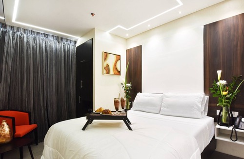 La Florida Hotel | Luxury Single Room with Window