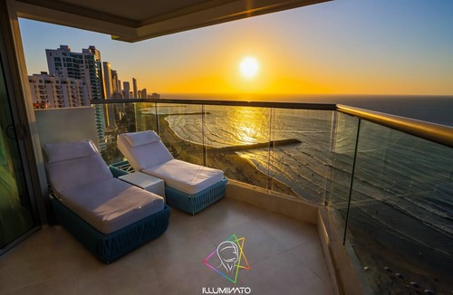 Bocagrande Apartment | LV Inspired Luxury Two Bedroom in Bocagrande