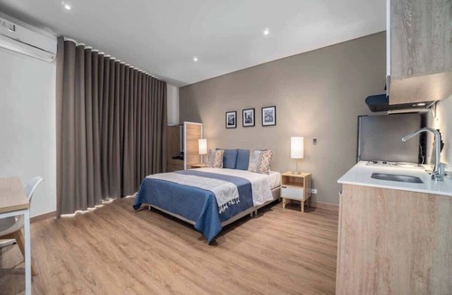Cali Apartment | M301 - Studio with River View, A/C and Balcony