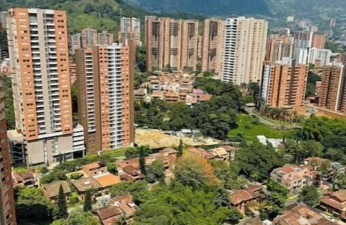 Sabaneta House | Medellín: a place for FUN AND RELAXATION