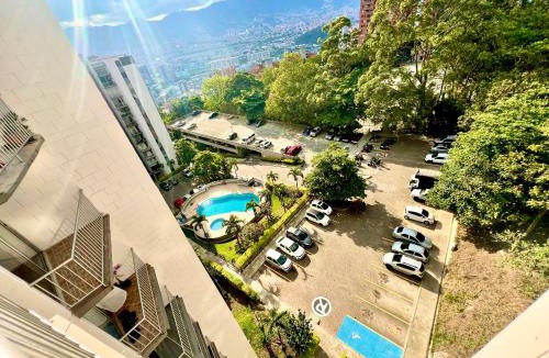 Buenos Aires Apartment | Medellin TRIP CITY parque lleras poblado palmas