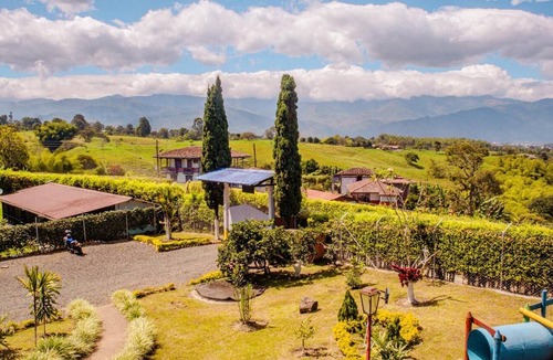 Luna Park Ski Chalet | Meraki is a Luxury Villa with pool, jacuzzi & Stunning Mountain Views