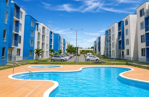 La Tebaida Apartment | Modern apartment in Quindío with a pool
