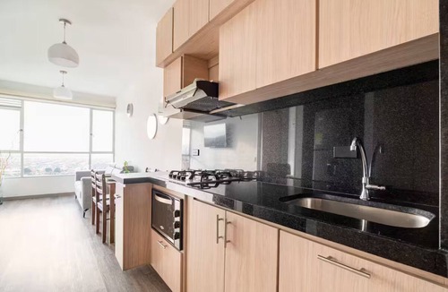 Kennedy Apartment | Modern apartment, near the airport, family-friendly, quiet, with a beautiful view of Bogotá.