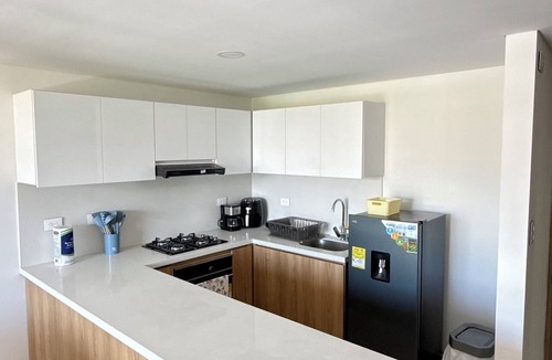 Ibague Apartment | Modern Apartment on the Golden Mile, 9th Floor